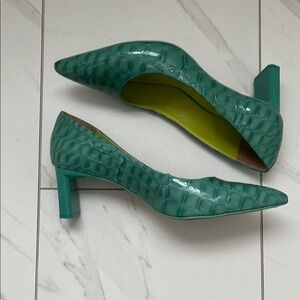 Green Croc-Embossed Women's Heels - Vince Camuto Size 11